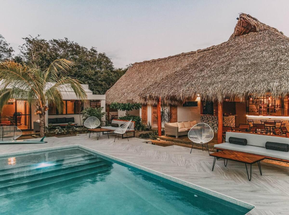 Hostel Surf And Yoga Retreat Nicaragua La Albina Exterior foto