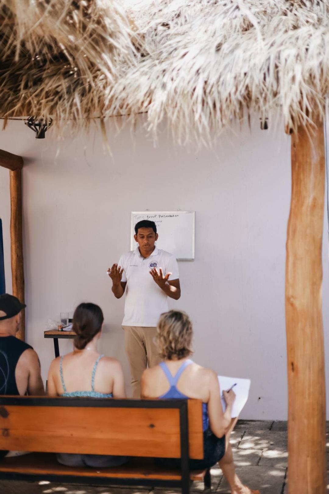 Hostel Surf And Yoga Retreat Nicaragua La Albina Exterior foto